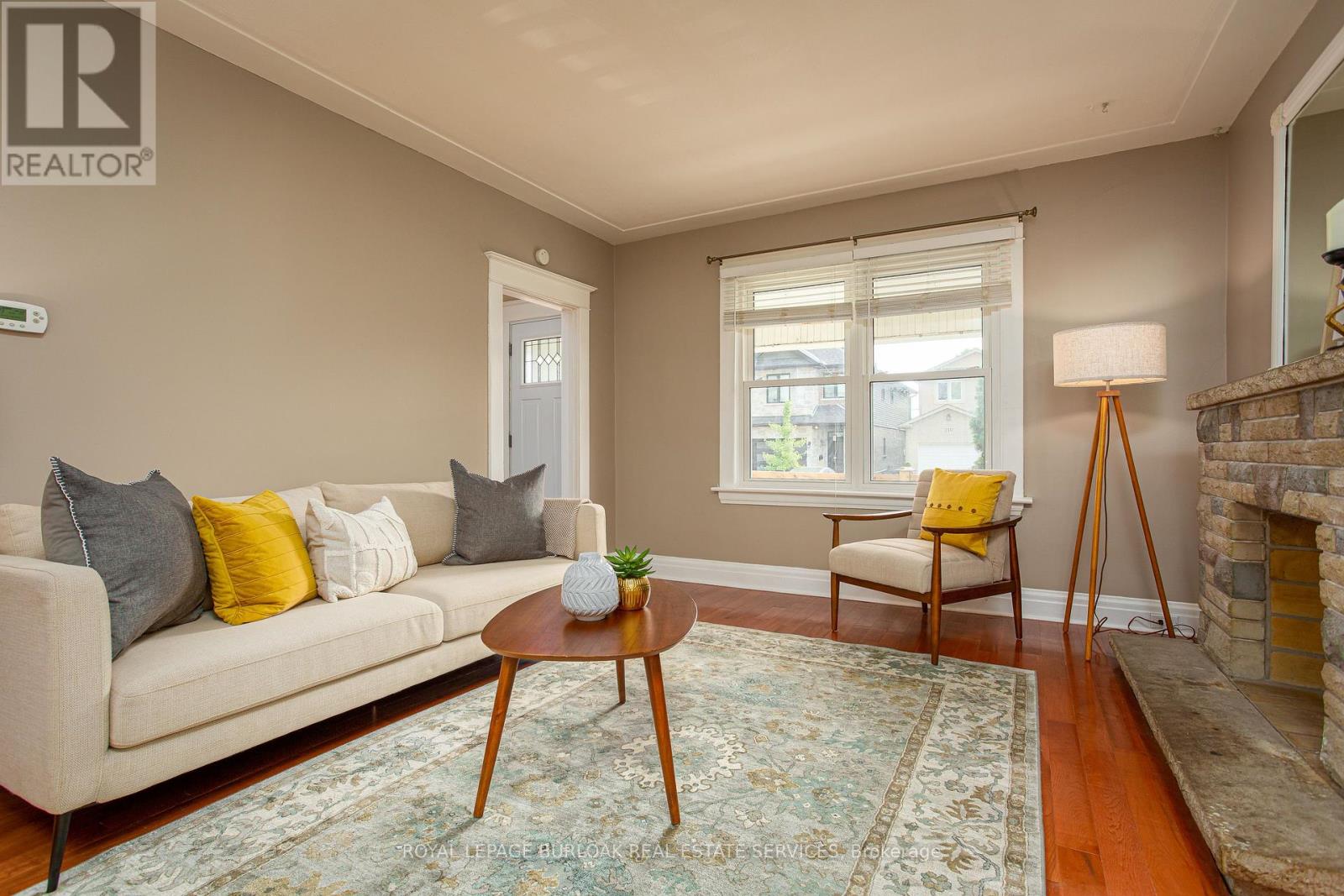 Photo 20 of 209 Weir Street N, Hamilton ON