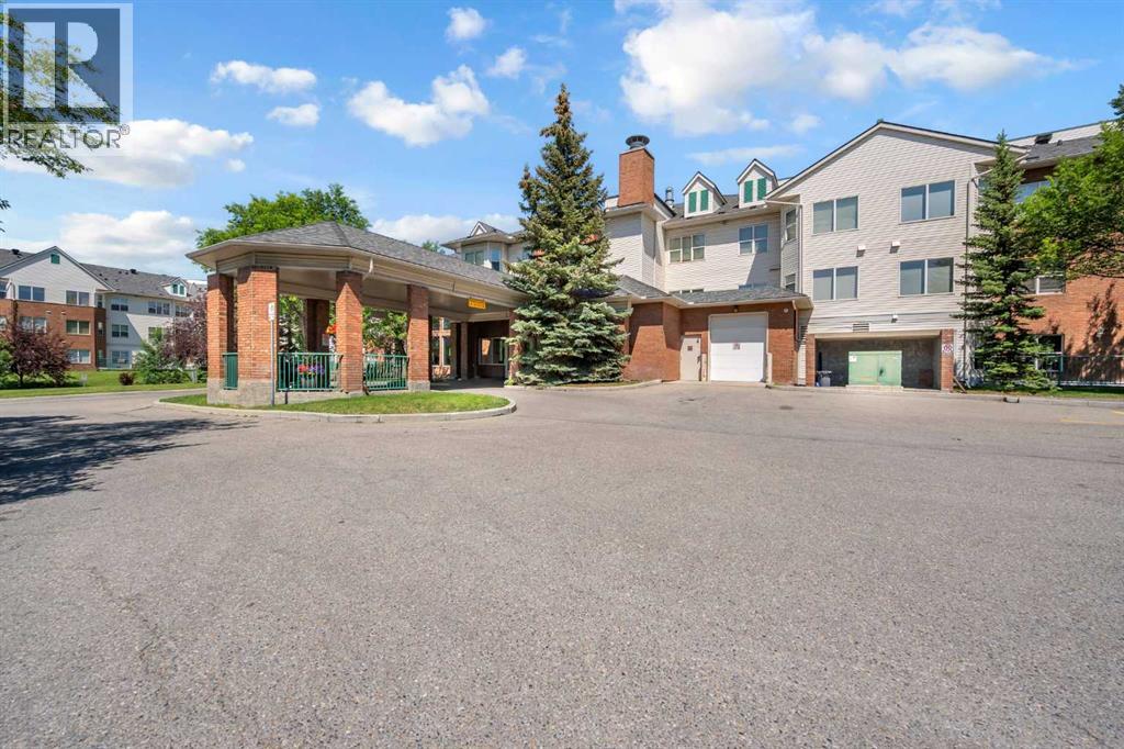 Single Family House Loft for Sale in    Avenue NE Mayland Heights Calgary 
