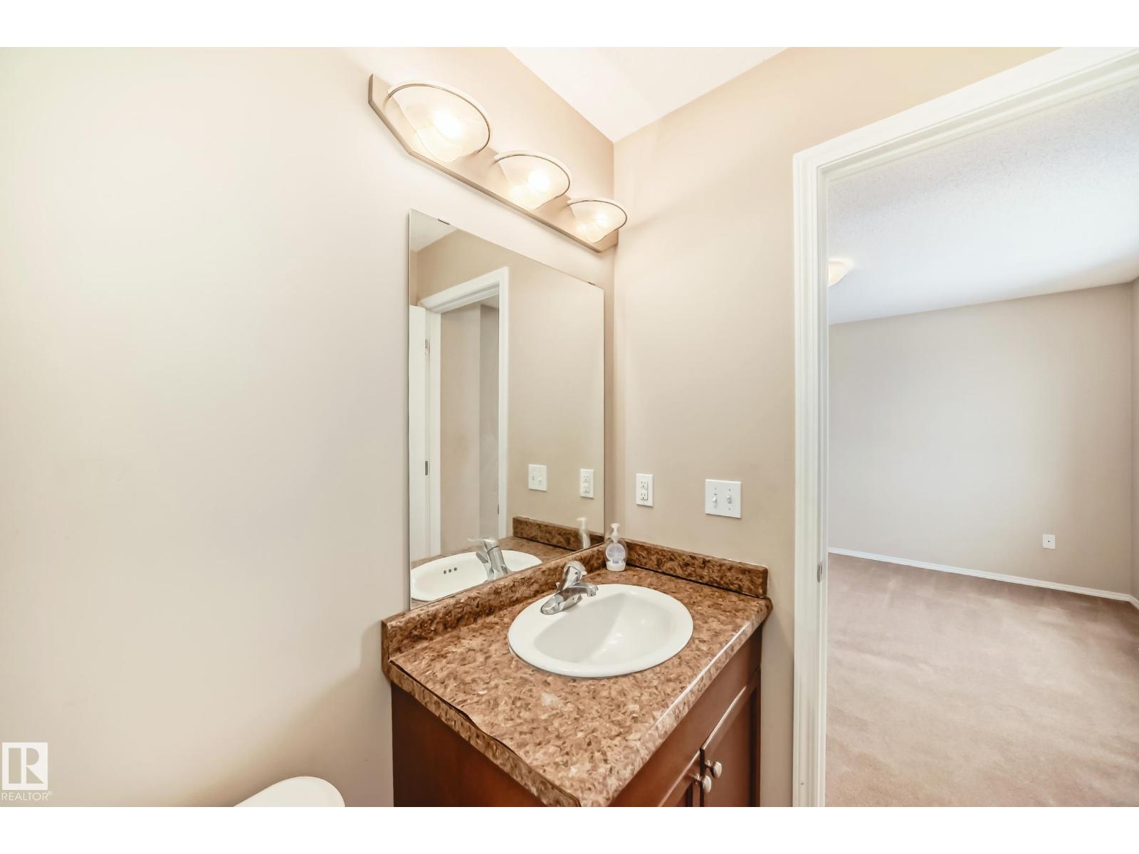 Photo 29 of 6219 18 Av Sw, Edmonton AB