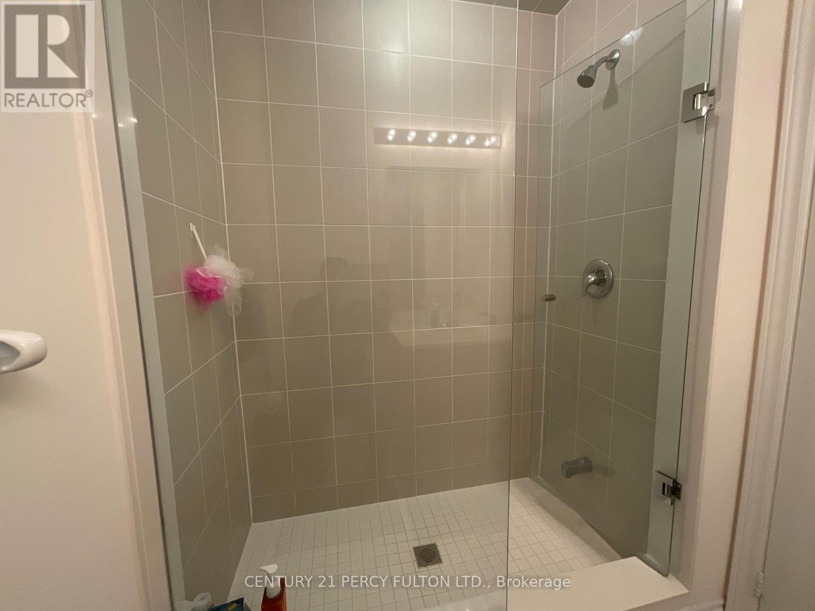 Photo 16 of 2775 Peter Matthews Drive, Pickering ON