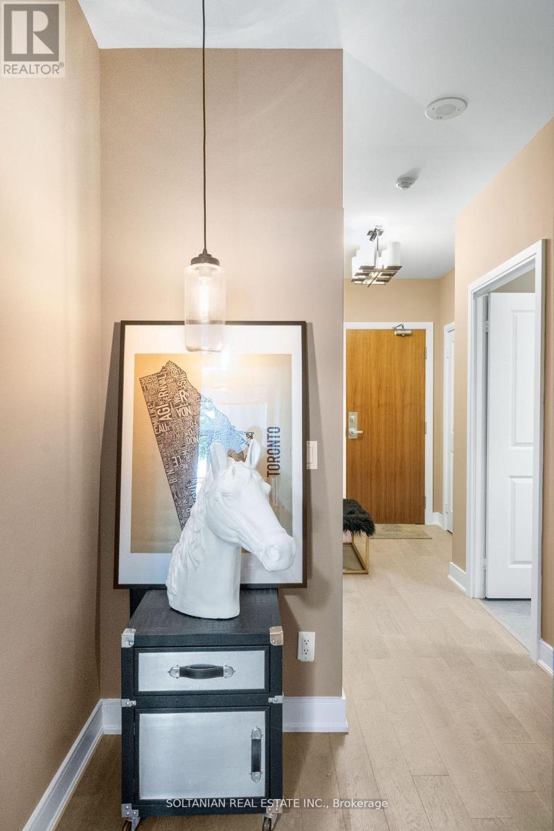 Photo 1 of 105 88 Broadway Avenue, Toronto ON