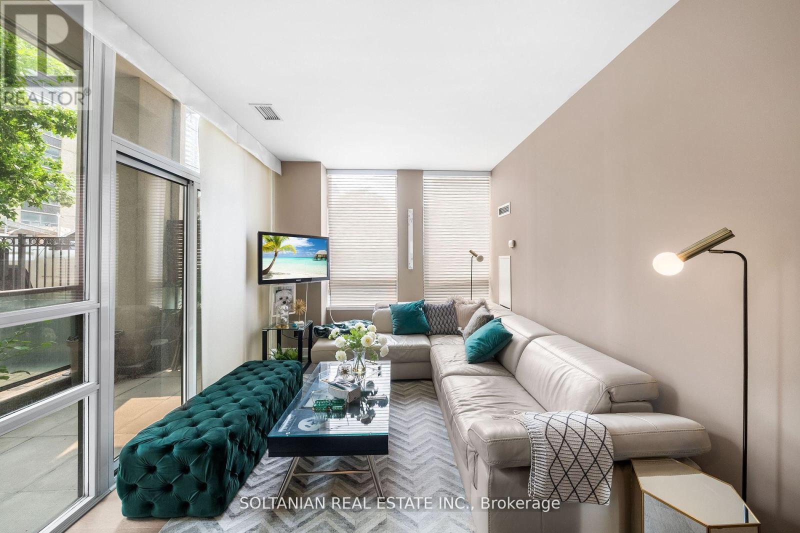 Photo 20 of 105 88 Broadway Avenue, Toronto ON