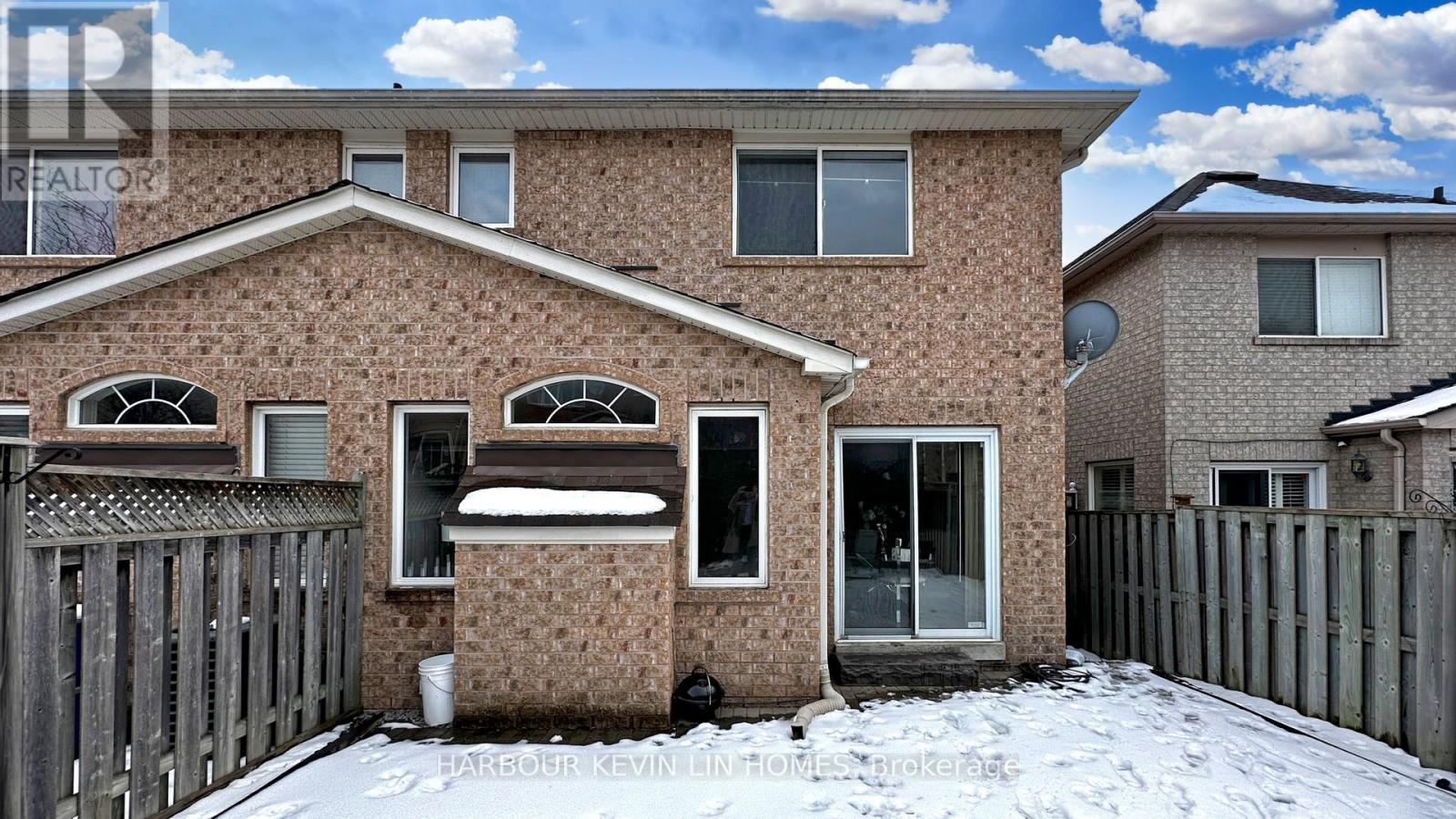 Photo 23 of 8 Hacienda Drive, Richmond Hill ON