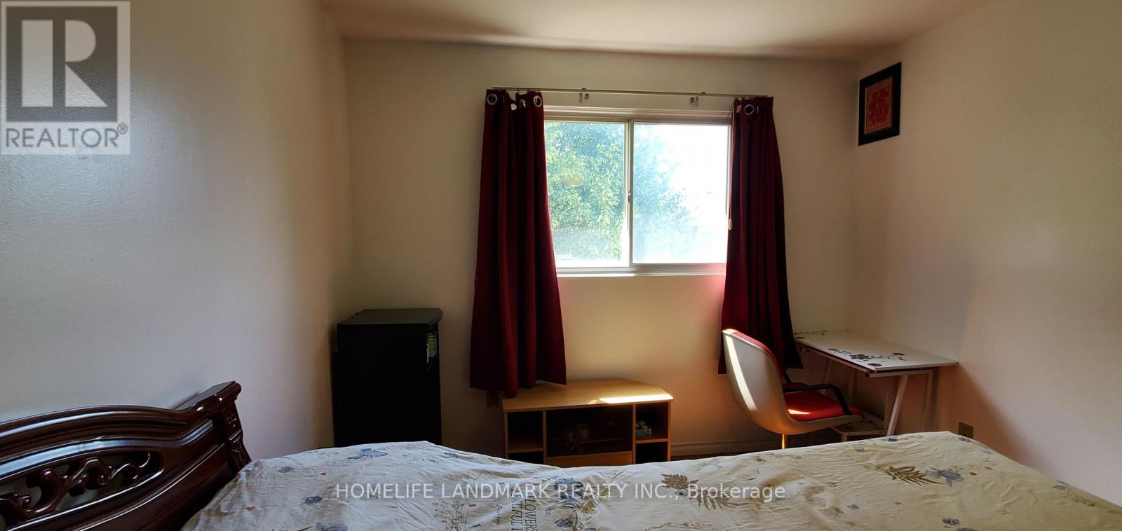 Photo 29 of 102 91 Lamoreaux Drive S, Toronto ON