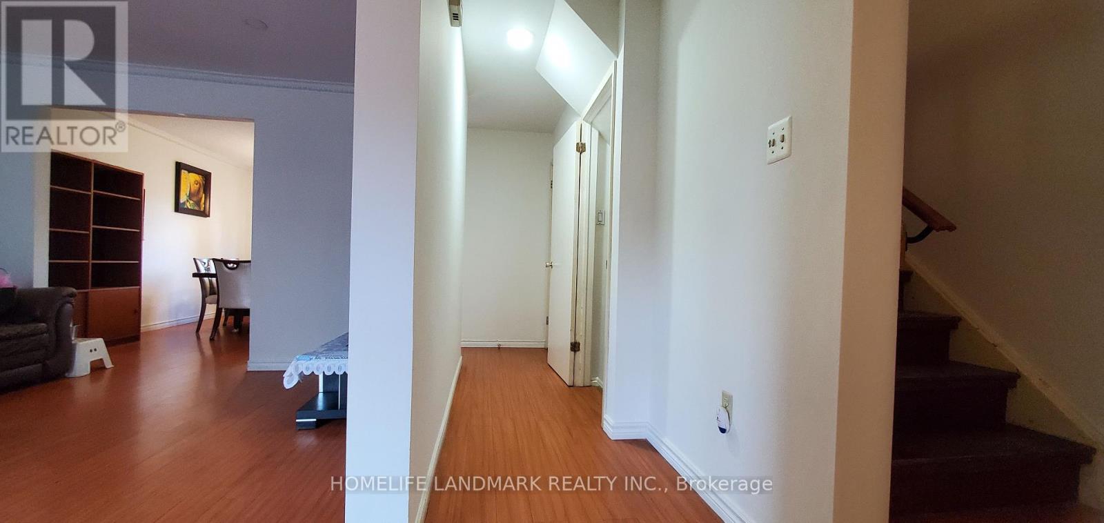 Photo 21 of 102 91 Lamoreaux Drive S, Toronto ON