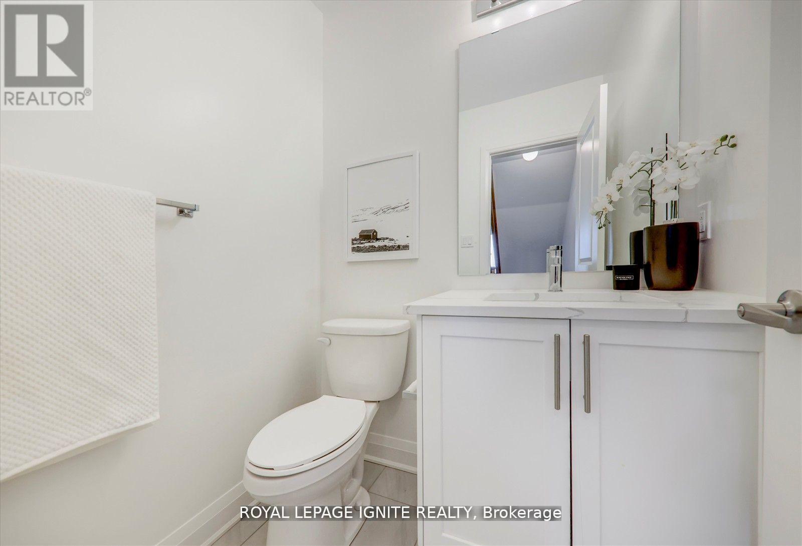 Photo 23 of 575 Port Darlington Road, Clarington ON