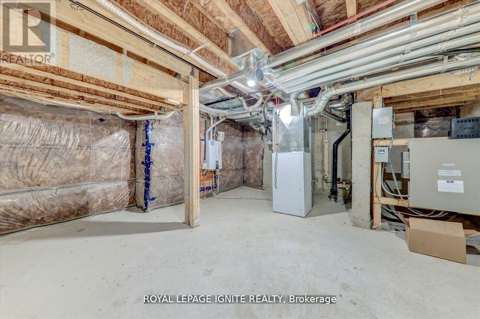Photo 35 of 575 Port Darlington Road, Clarington ON
