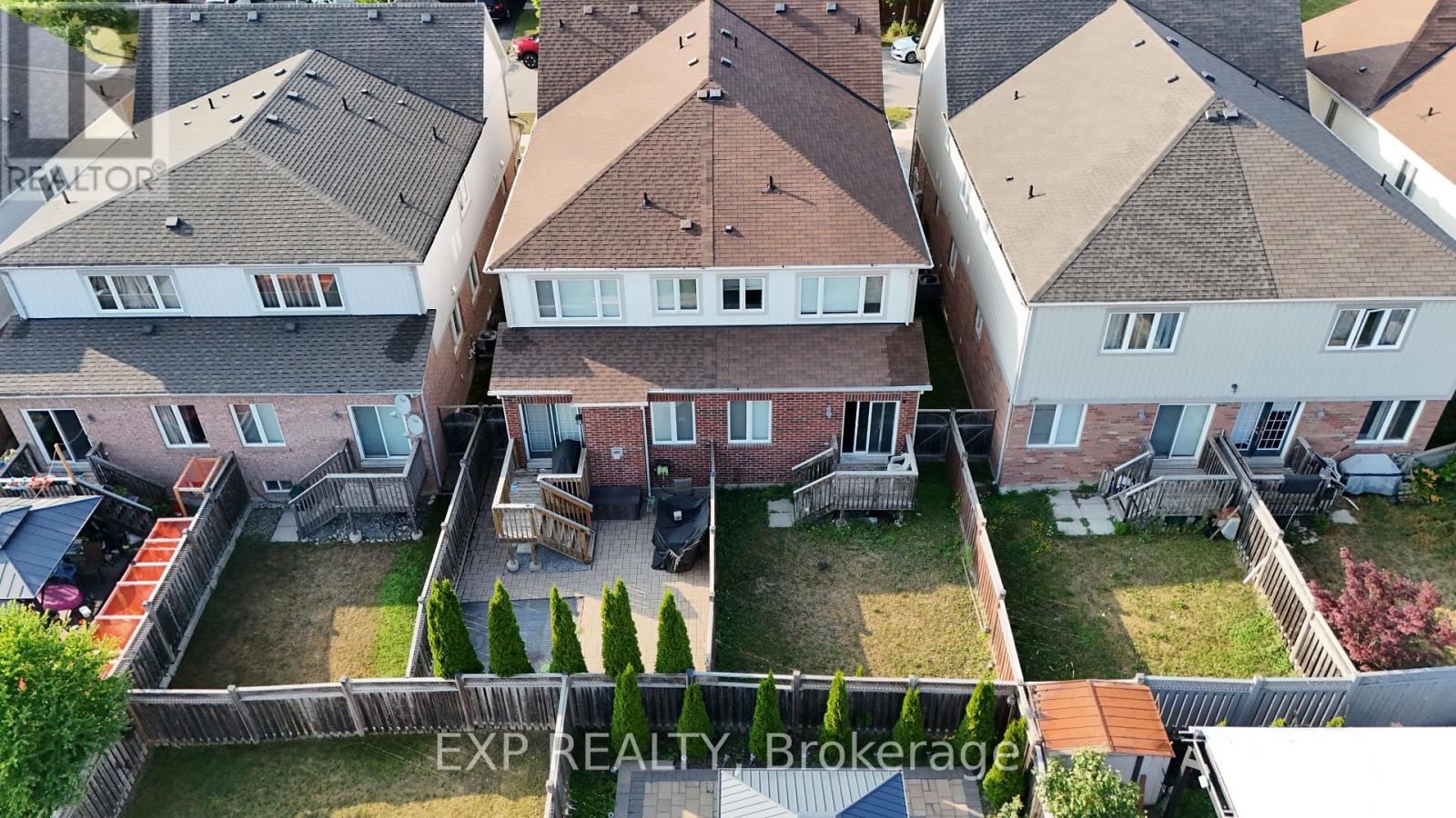 Photo 12 of 54 Tozer Crescent, Ajax ON