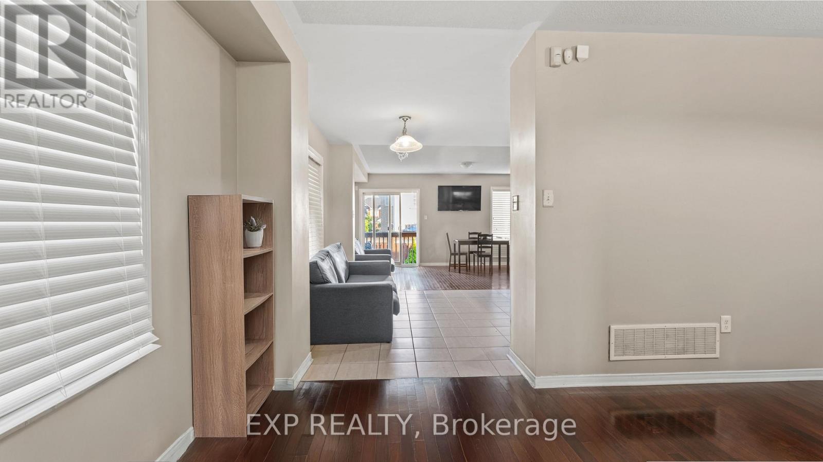 Photo 26 of 54 Tozer Crescent, Ajax ON