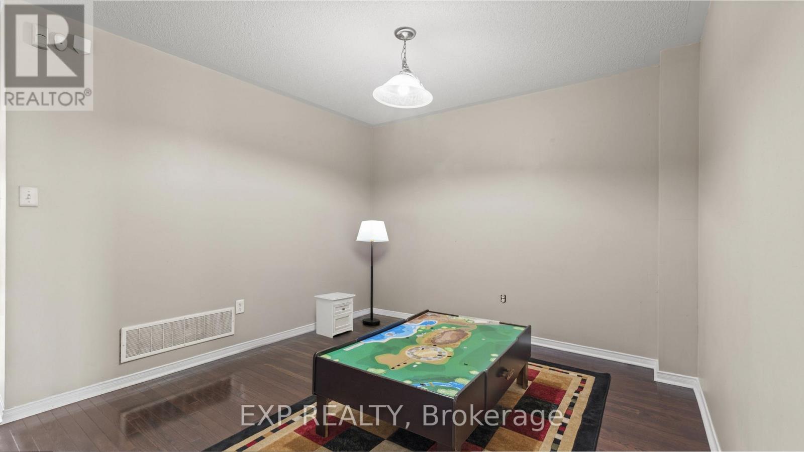 Photo 8 of 54 Tozer Crescent, Ajax ON