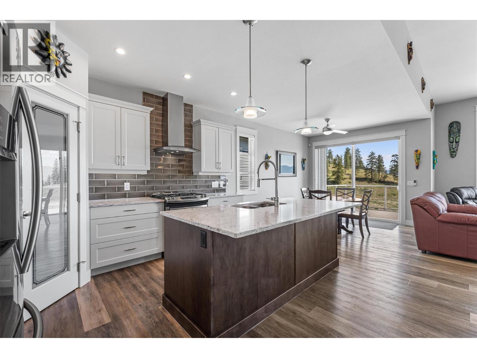  2600 Paramount Drive, West Kelowna
