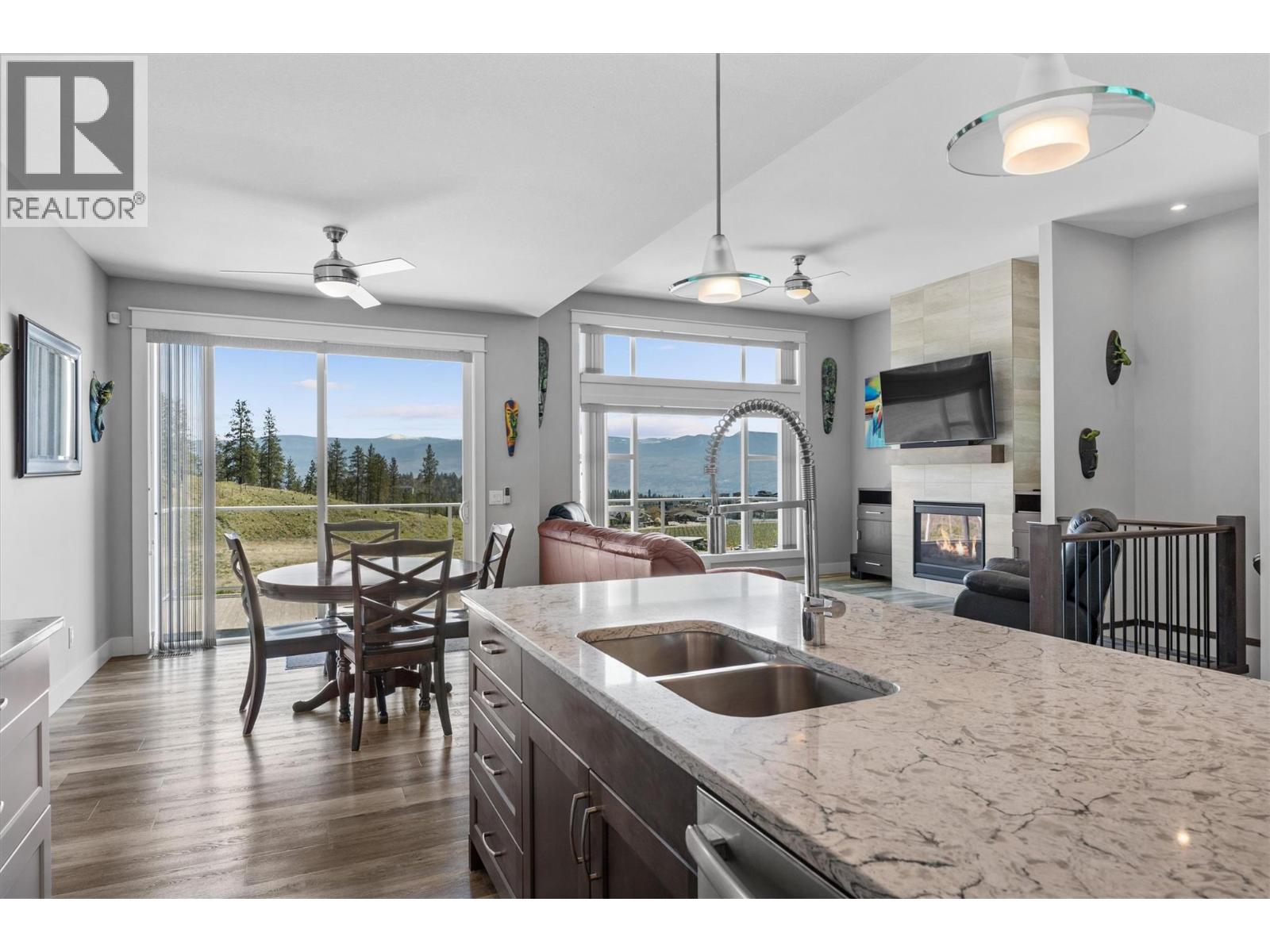  2600 Paramount Drive, West Kelowna