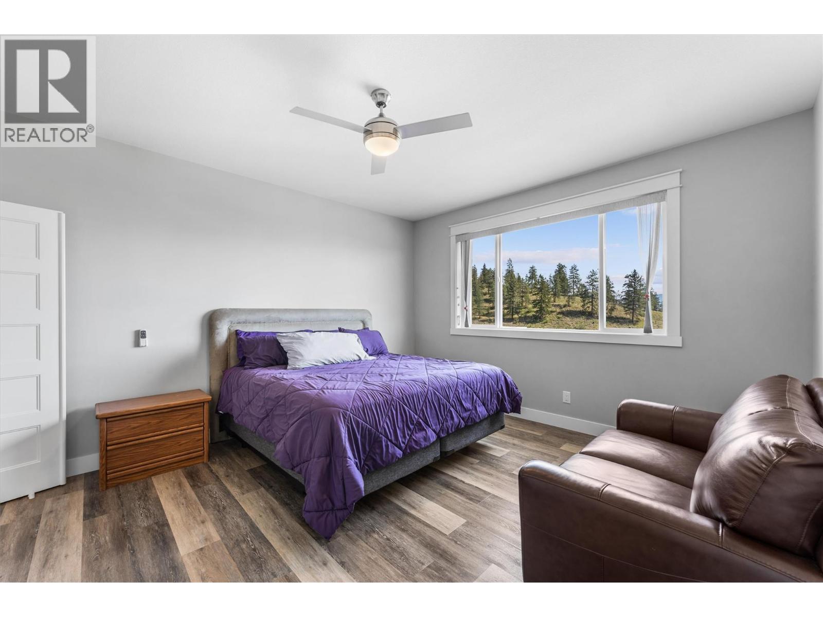  2600 Paramount Drive, West Kelowna