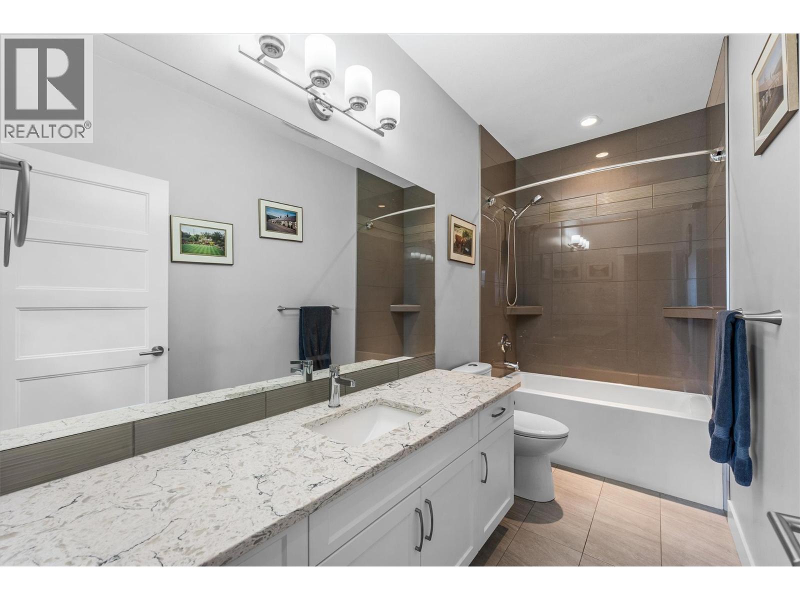  2600 Paramount Drive, West Kelowna