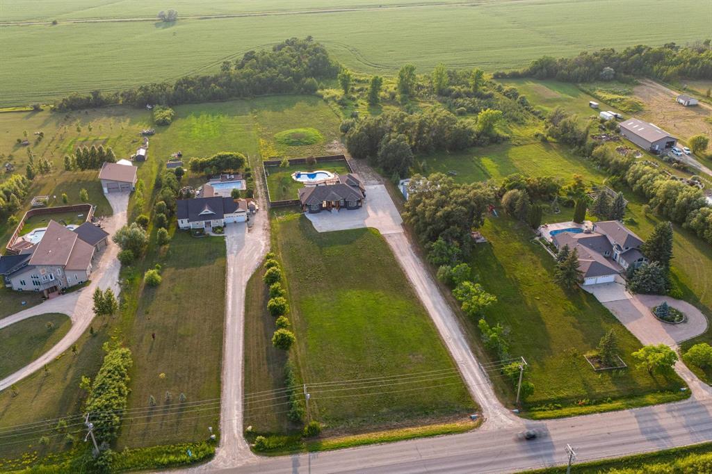 Photo 12 of 1892 Mccreary Road, Winnipeg MB