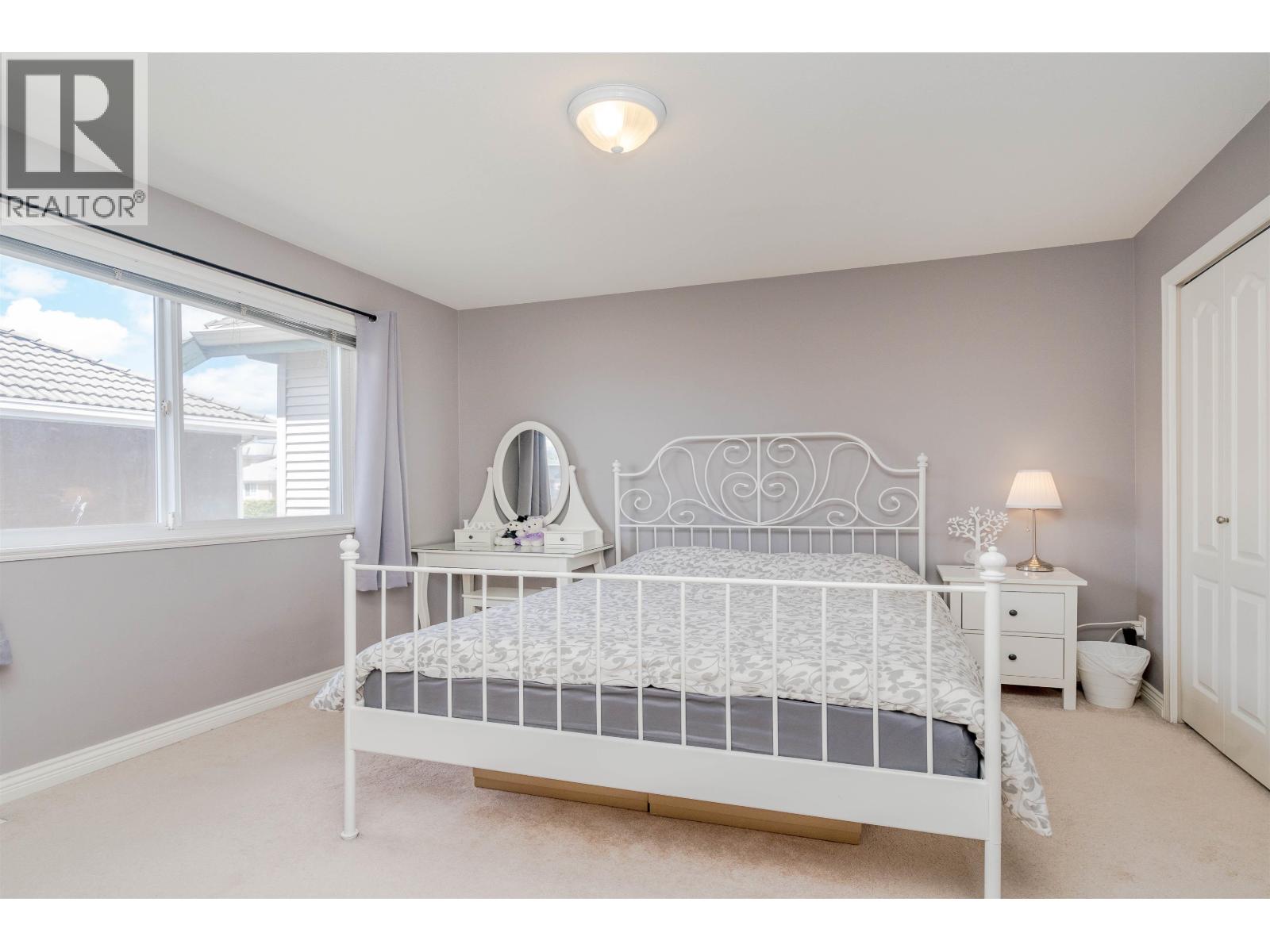 Photo 22 of 25 10411 Hall Avenue, Richmond BC