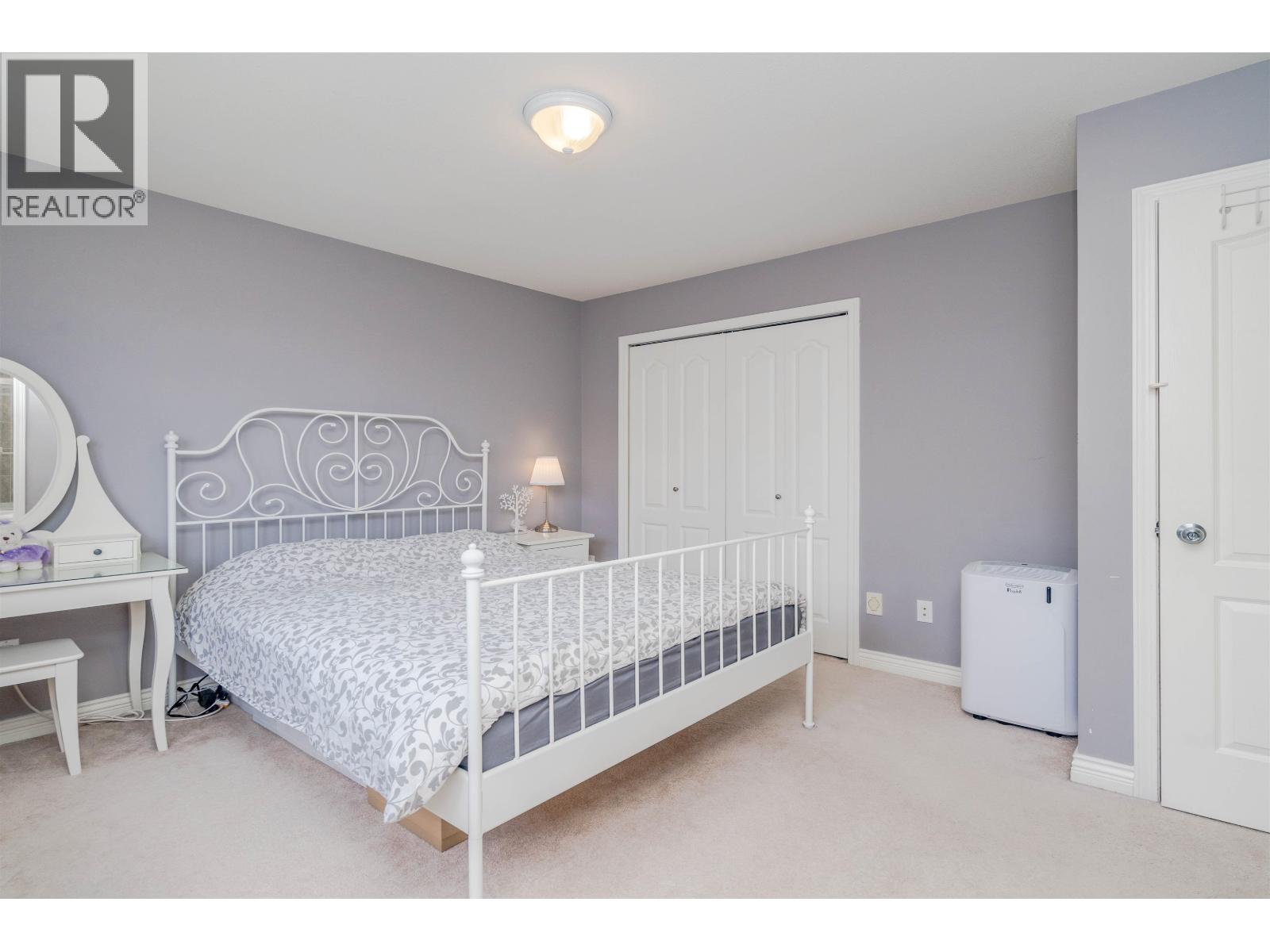 Photo 23 of 25 10411 Hall Avenue, Richmond BC