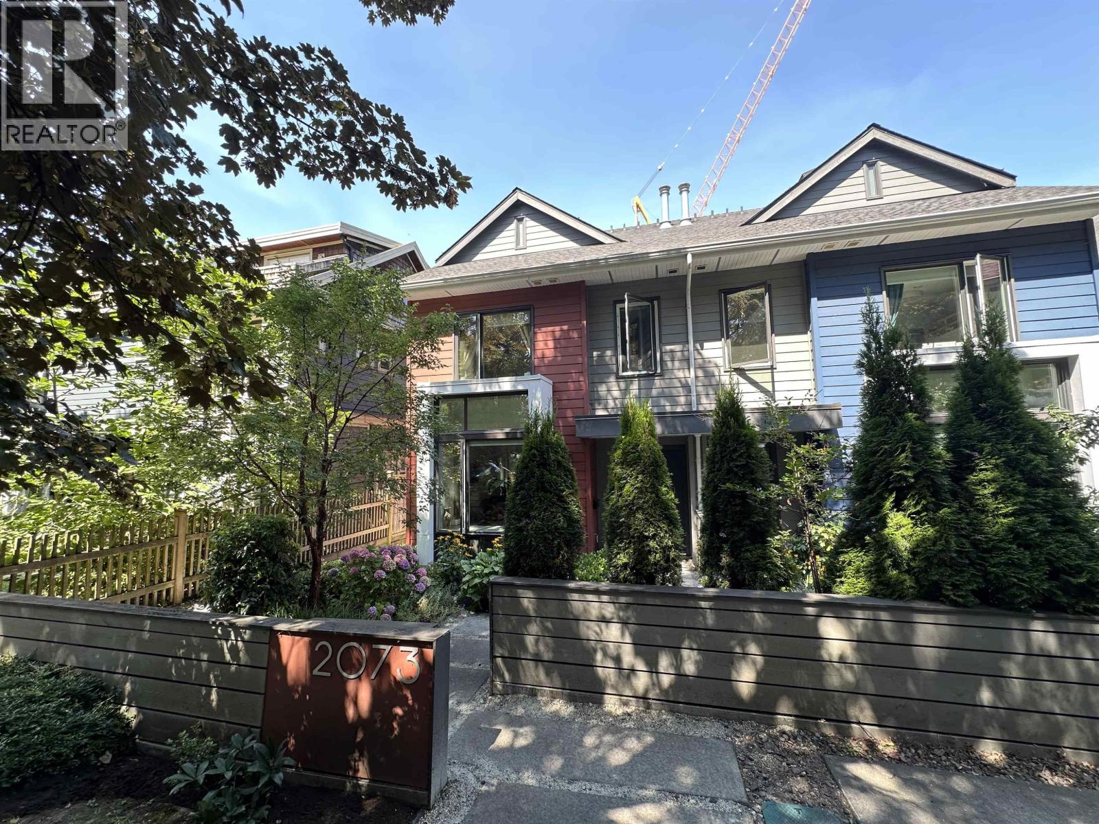 Photo 1 of 2073 E Pender Street, Vancouver BC