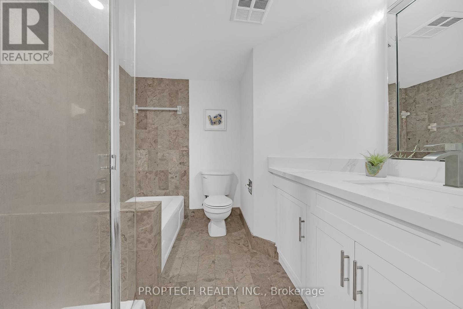 Photo 18 of 204 5795 Yonge Street, Toronto ON