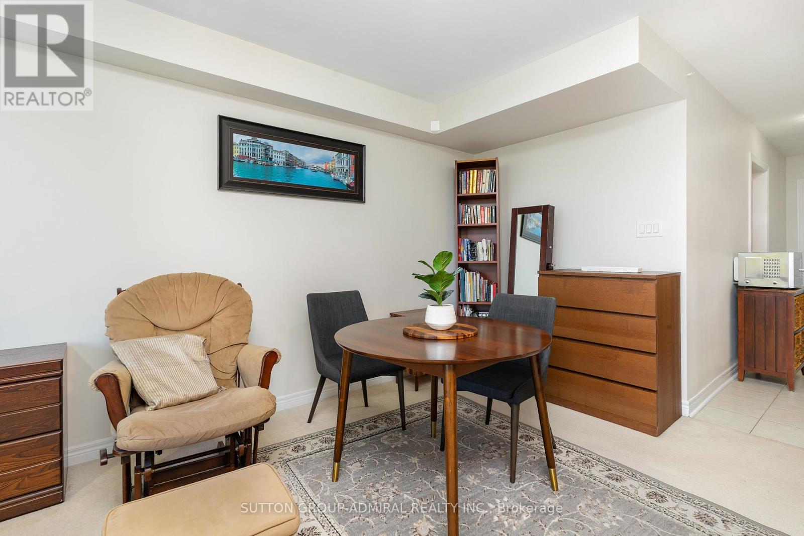 Photo 19 of 32 Grand Trunk Avenue, Vaughan ON