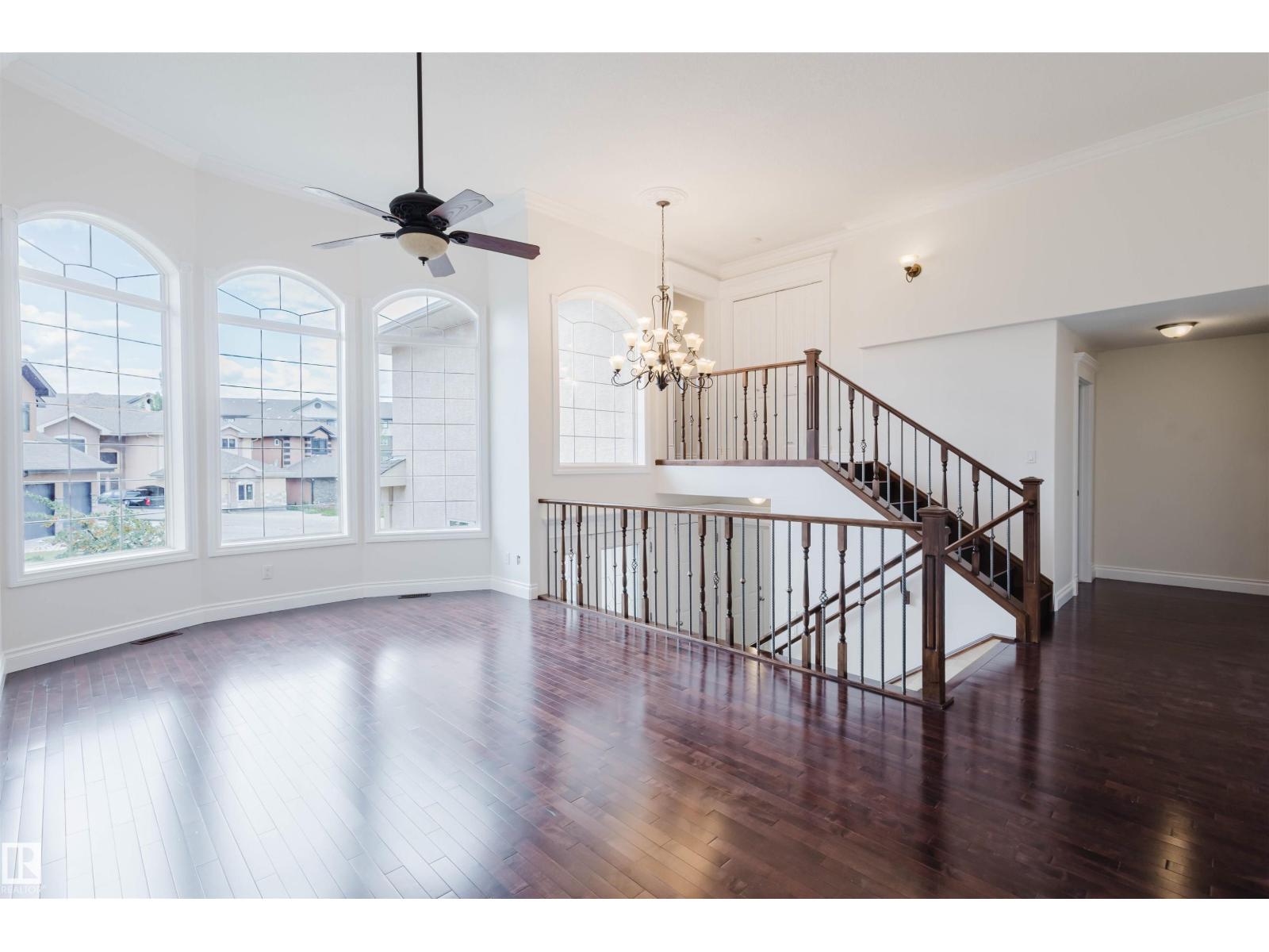 Photo 11 of 1515 69 St Sw, Edmonton AB