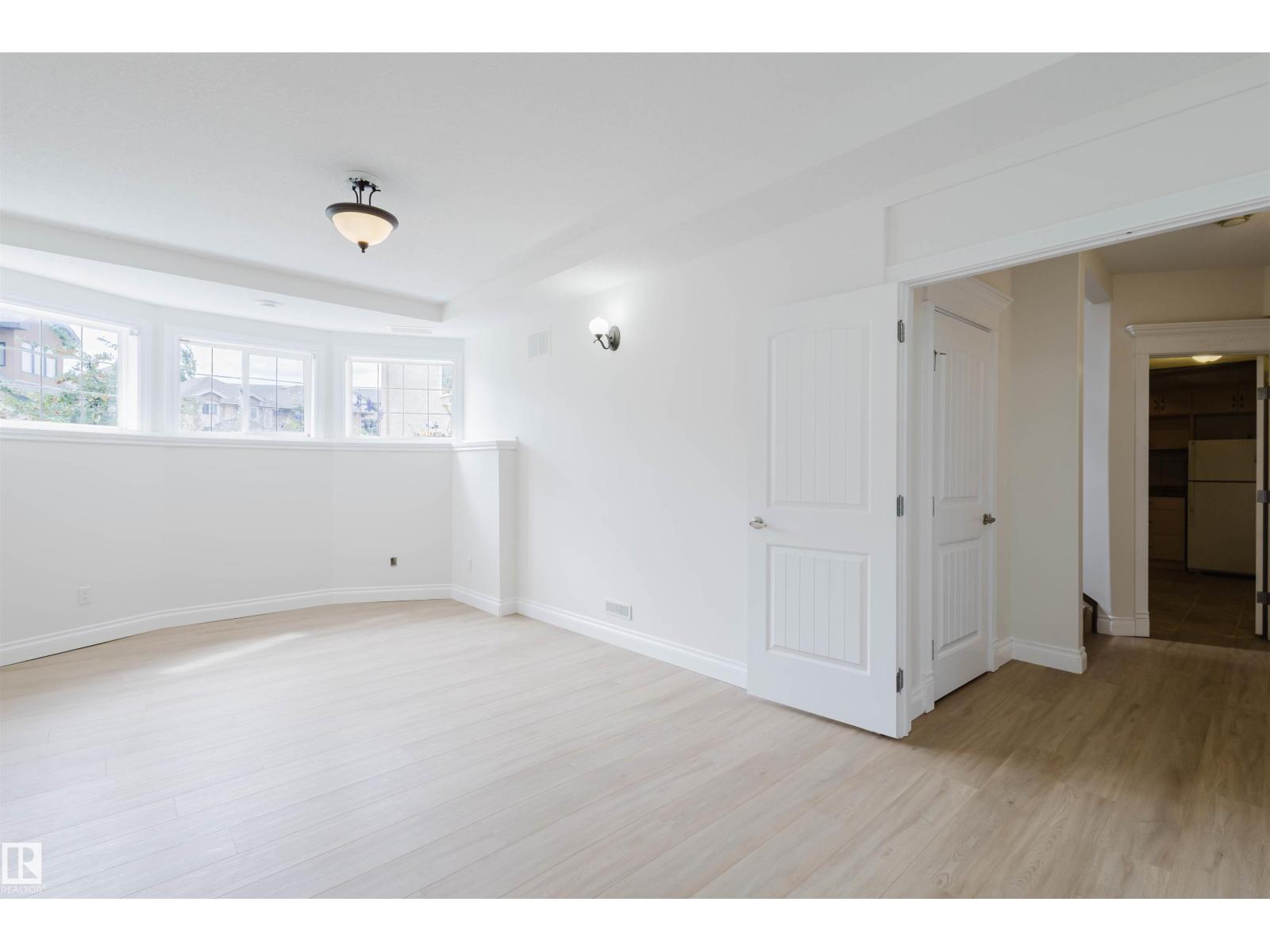 Photo 34 of 1515 69 St Sw, Edmonton AB