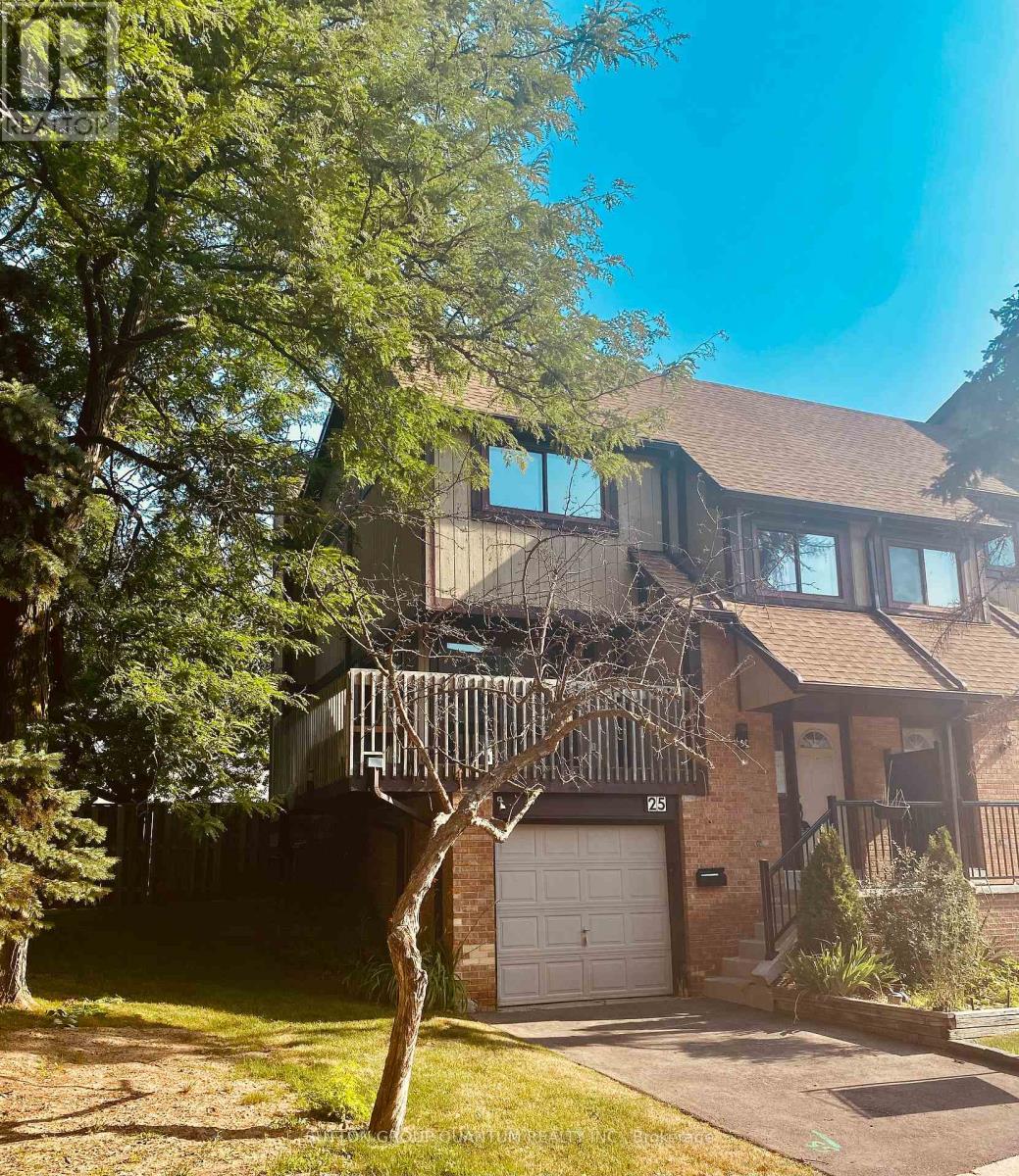 Photo 13 of 25 6780 Formentera Avenue, Mississauga ON
