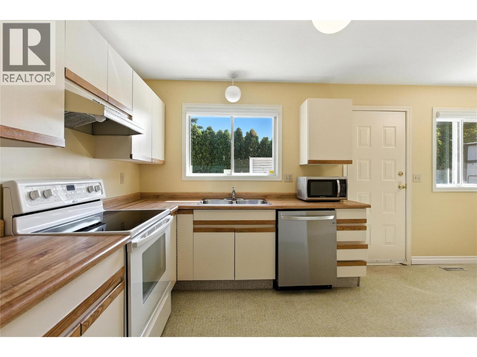 Photo 24 of 256 Valleyview Place, Kamloops BC