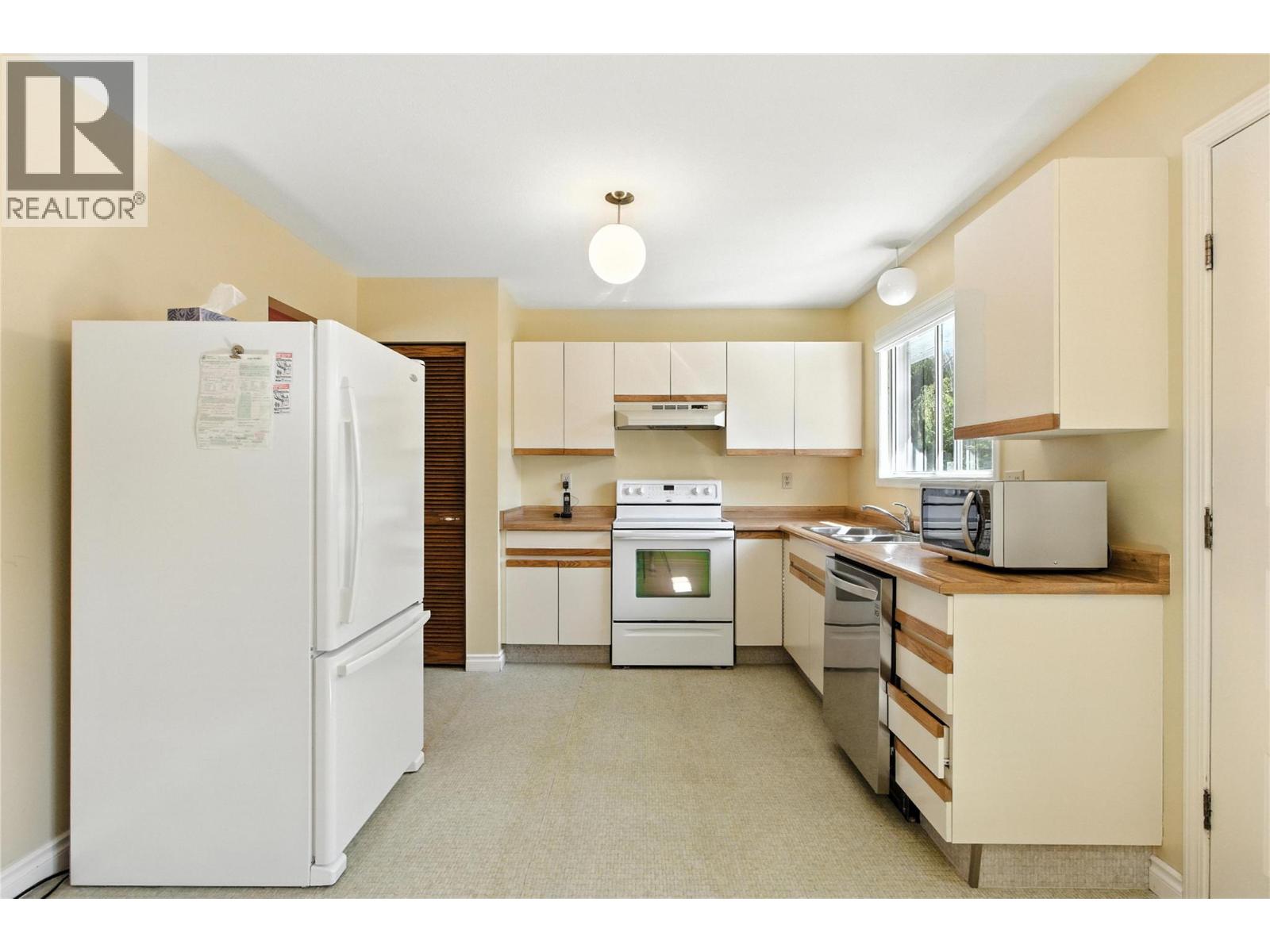 Photo 29 of 256 Valleyview Place, Kamloops BC