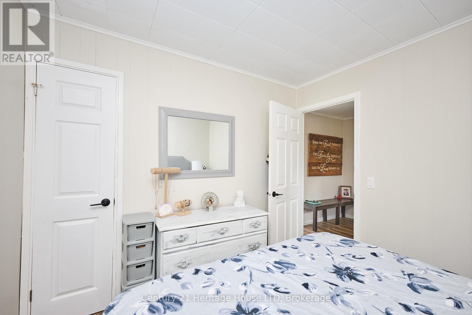 Photo 23 of 349 Bassett Avenue, Fort Erie ON