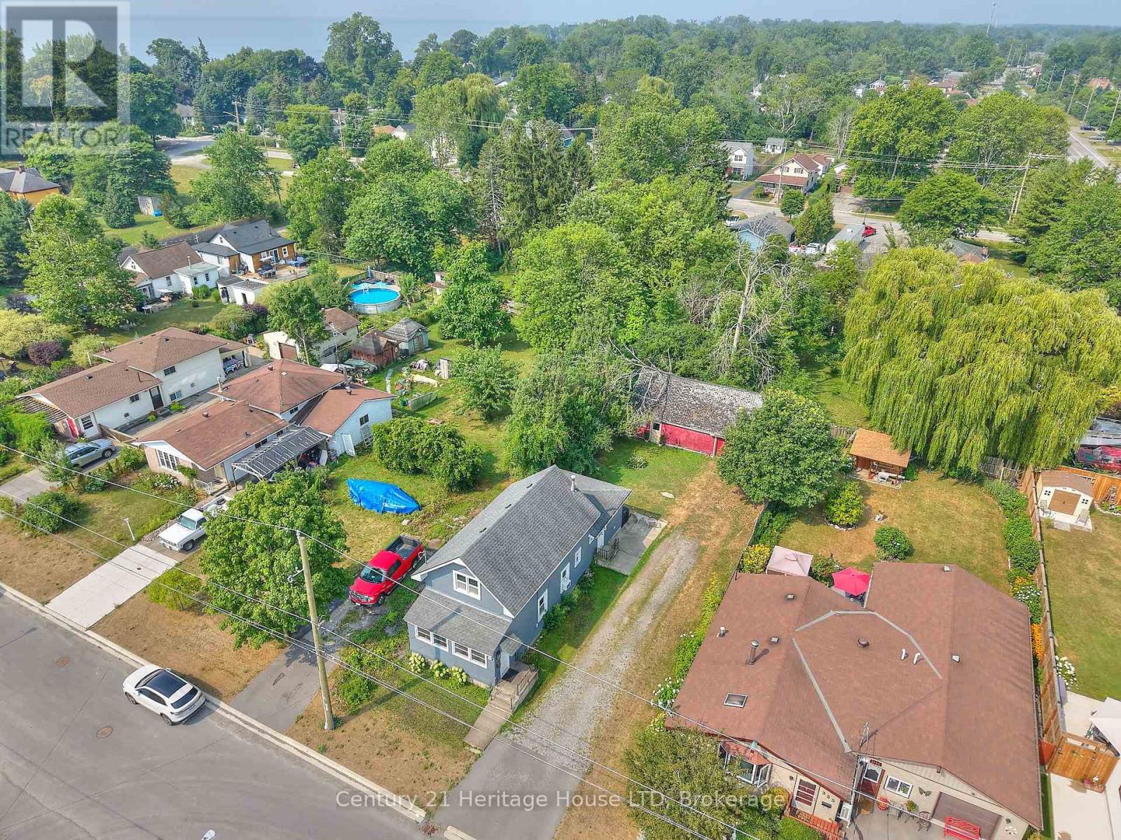 Photo 18 of 349 Bassett Avenue, Fort Erie ON