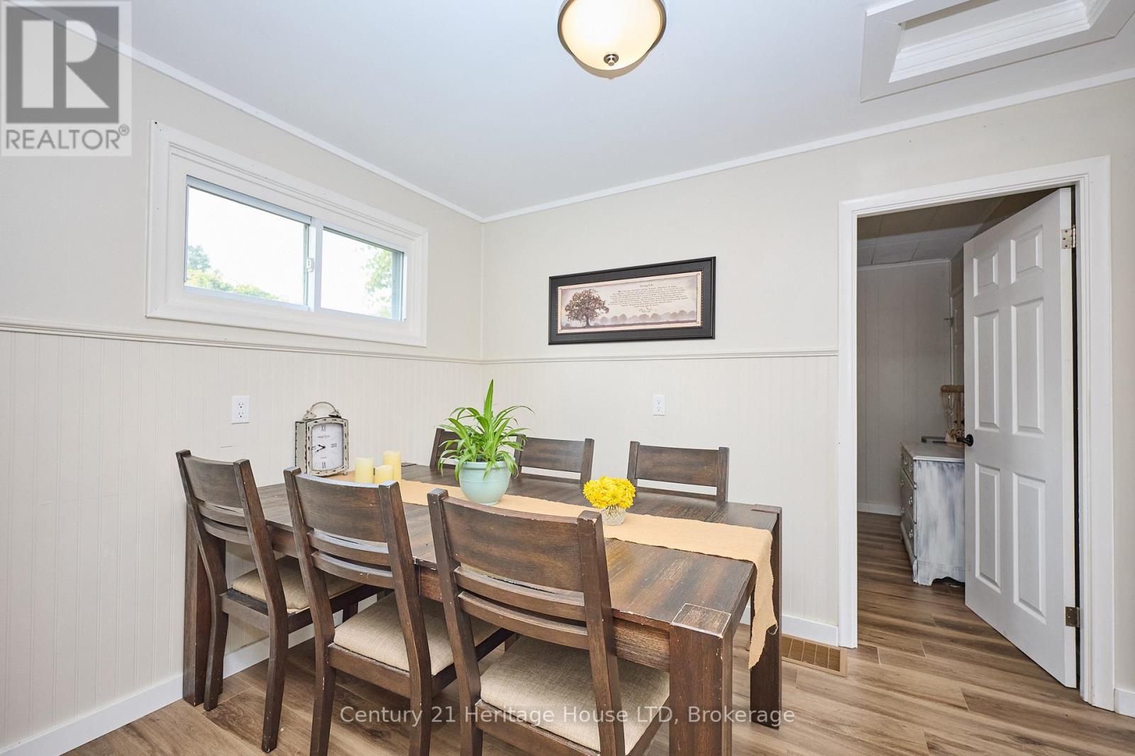 Photo 12 of 349 Bassett Avenue, Fort Erie ON