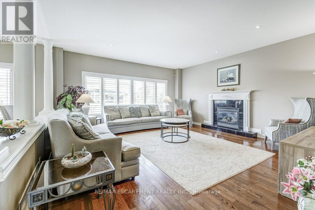 Photo 33 of 33 Lockman Drive, Hamilton ON