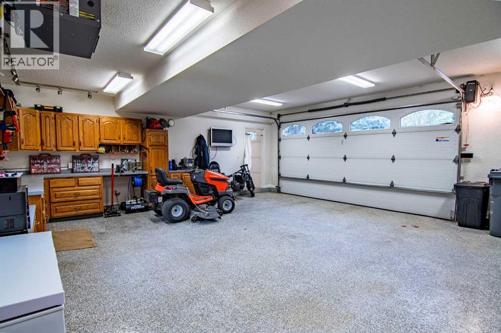 Photo 9 of 6 38261 Range Road 261, Rural Red Deer County AB