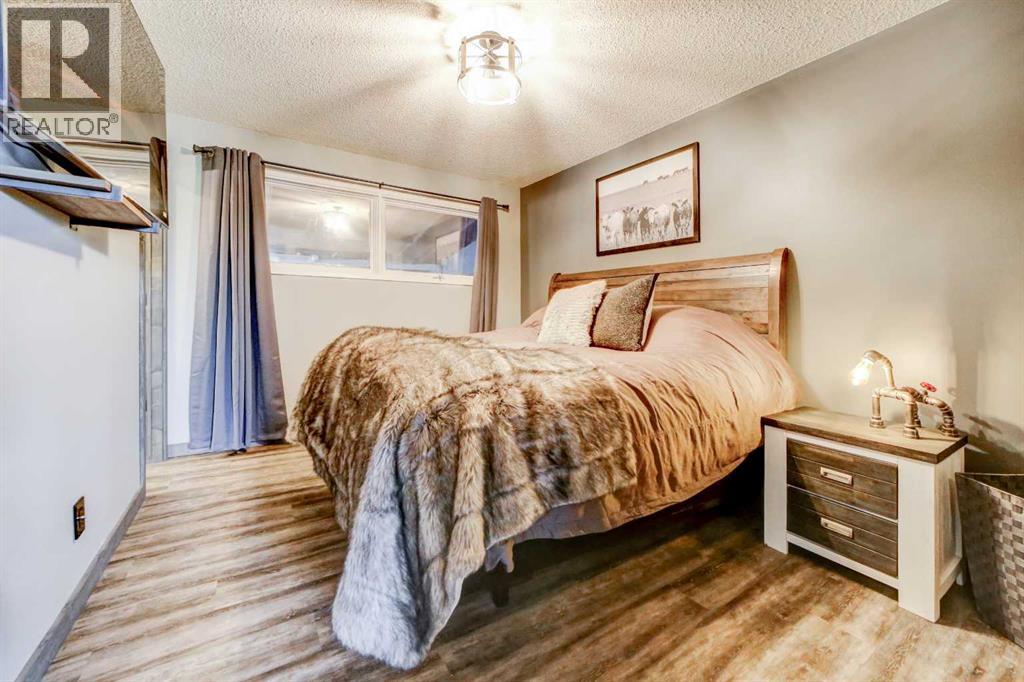 Photo 13 of 340 Canyon Drive, Pincher Creek AB