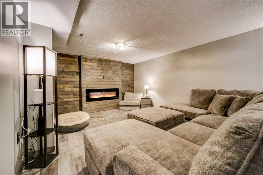 Photo 1 of 340 Canyon Drive, Pincher Creek AB