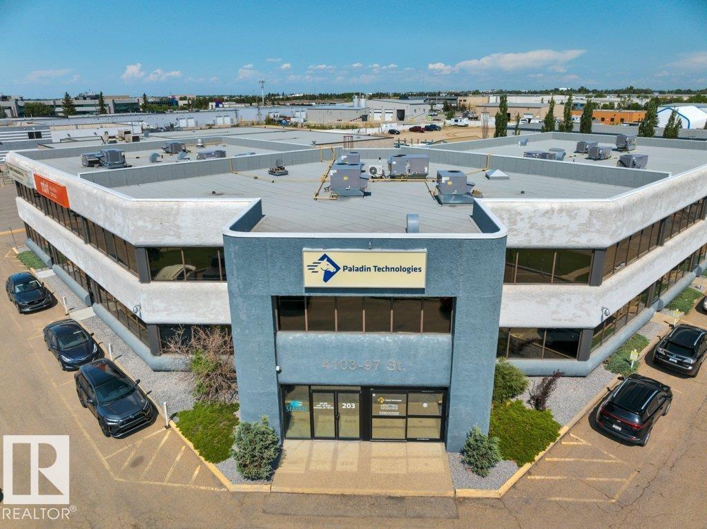 Photo 40 of 203 4103 97 St Nw, Edmonton AB