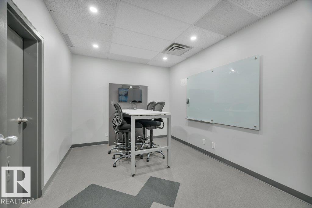 Photo 41 of 203 4103 97 St Nw, Edmonton AB