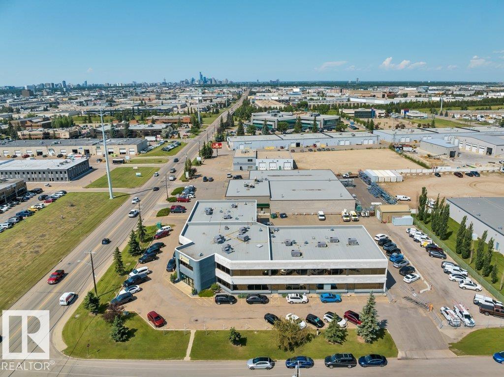 Photo 7 of 203 4103 97 St Nw, Edmonton AB