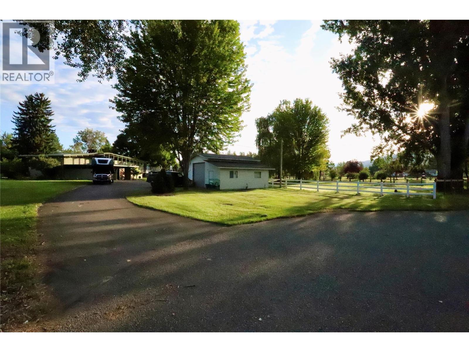 Photo 2 of 120 Arab Run Road, Kamloops BC