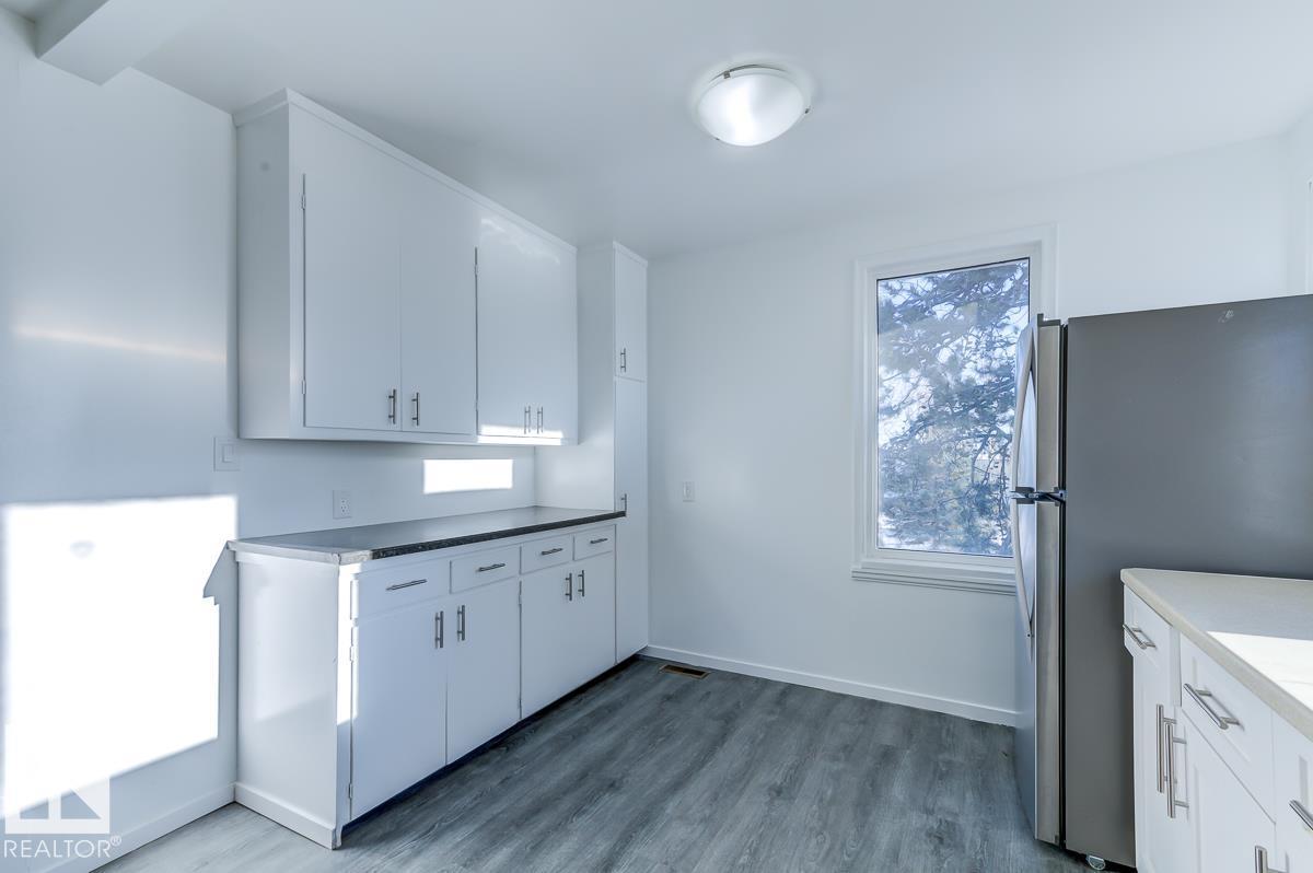 Photo 22 of 11414 81 St Nw, Edmonton AB