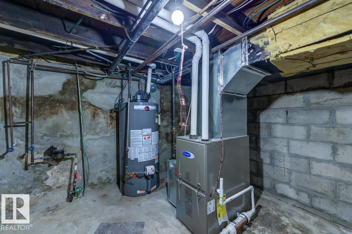 Photo 5 of 11414 81 St Nw, Edmonton AB