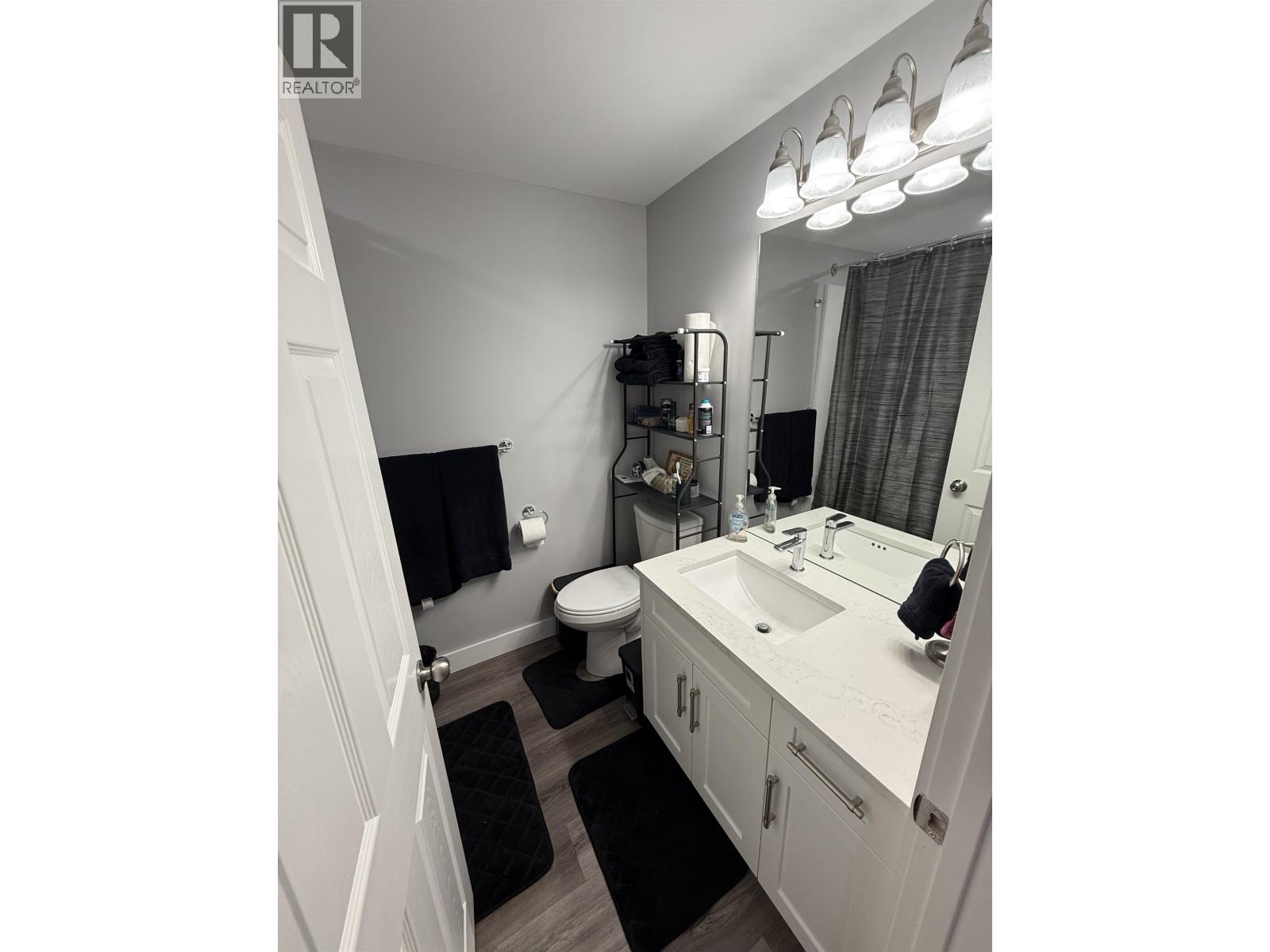 Photo 6 of 9520 96 Avenue, Fort St John BC