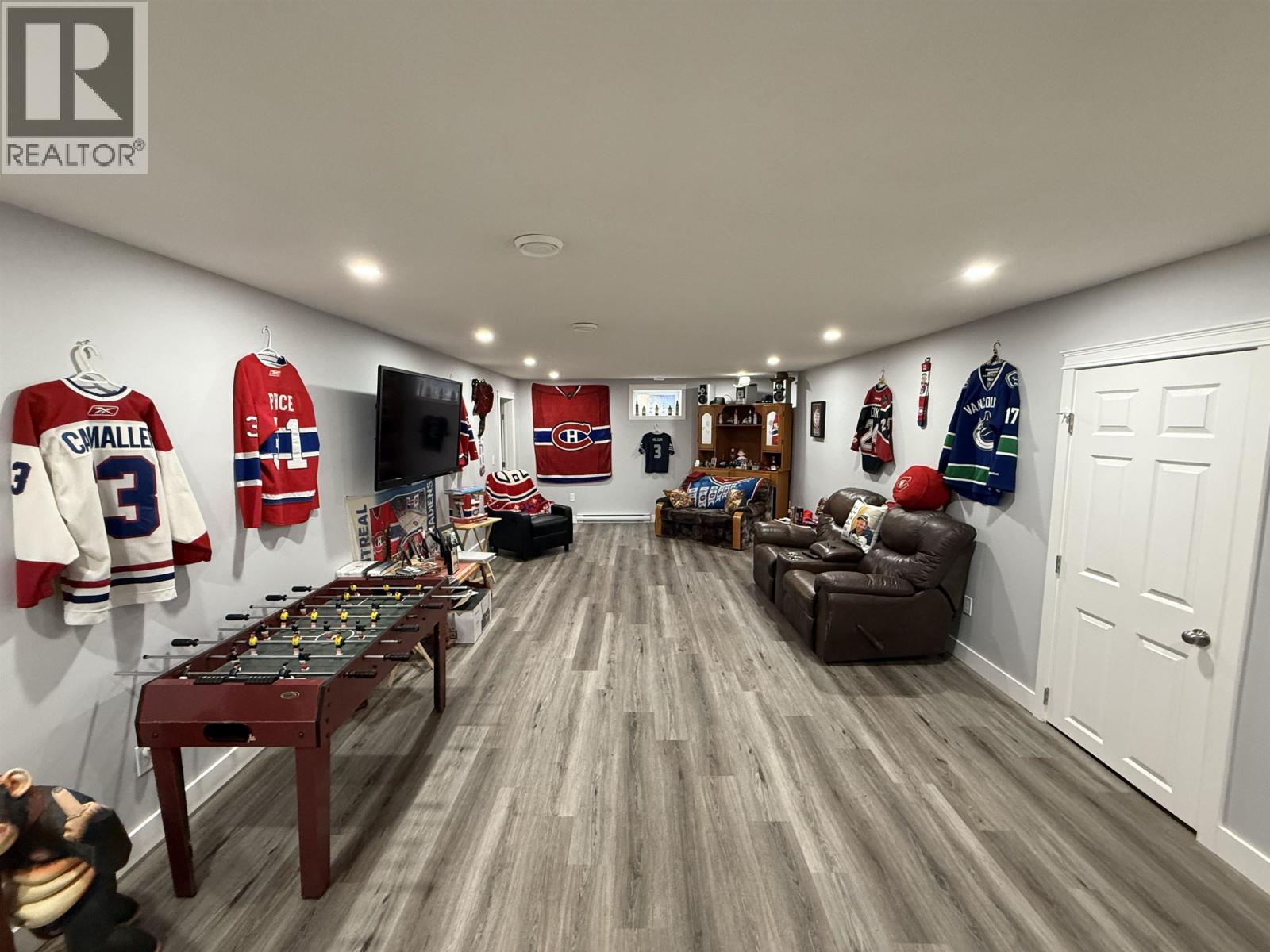 Photo 9 of 9520 96 Avenue, Fort St John BC