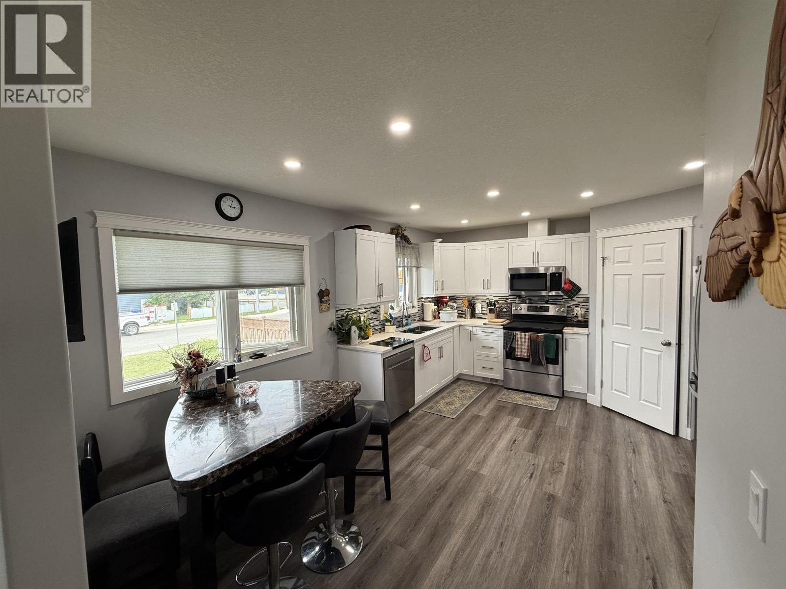 Photo 17 of 9520 96 Avenue, Fort St John BC
