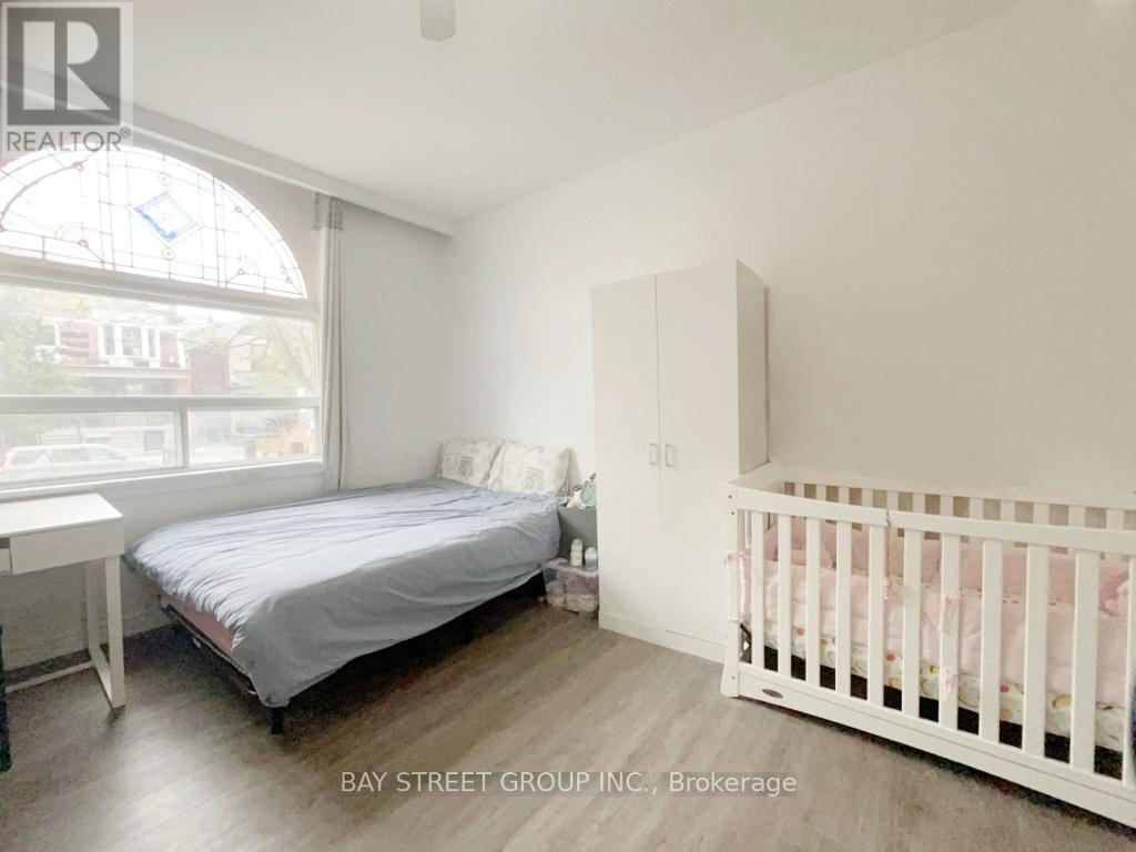 Photo 24 of 163 Delaware Avenue, Toronto ON