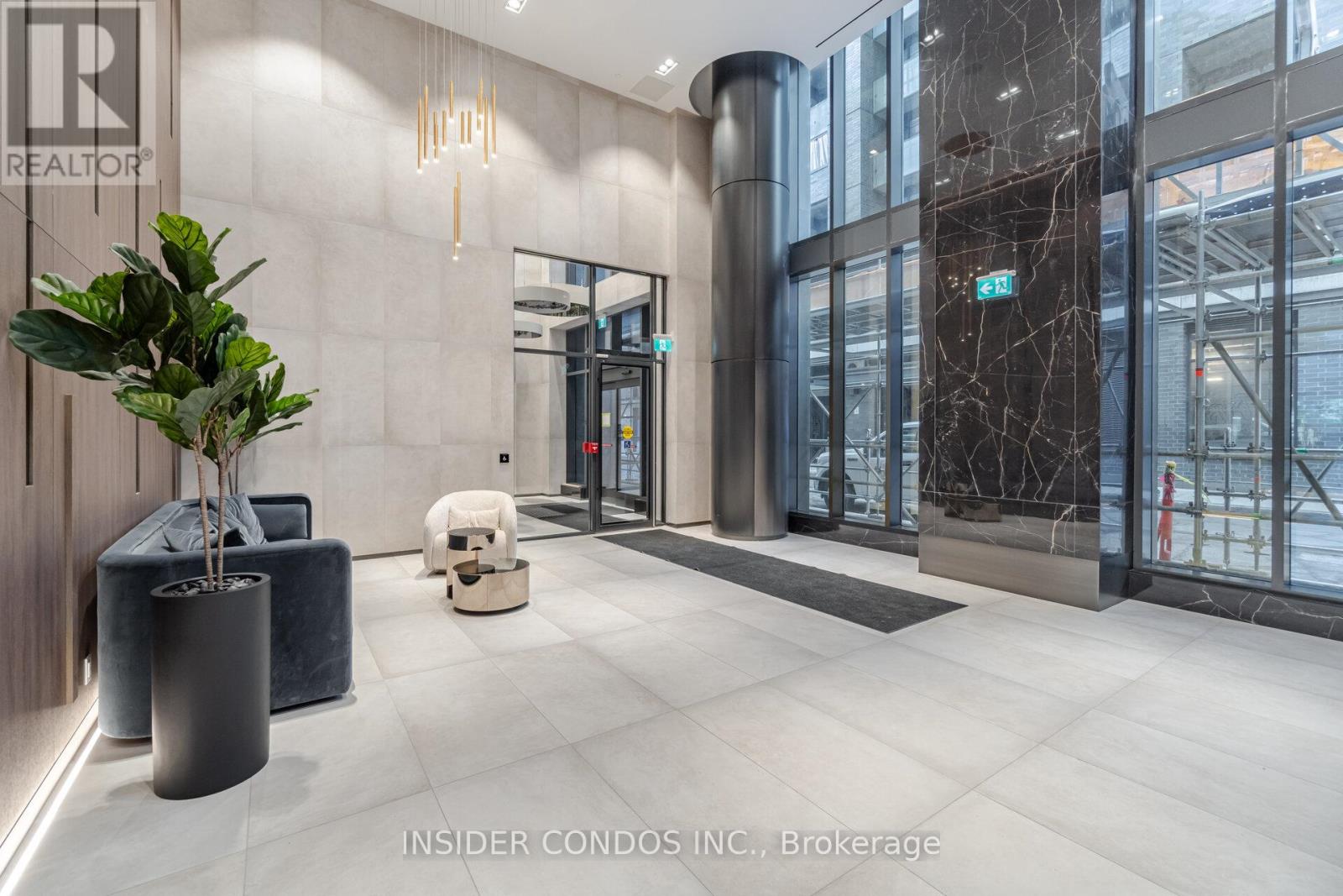 Photo 10 of 4911 55 Mercer Street, Toronto ON