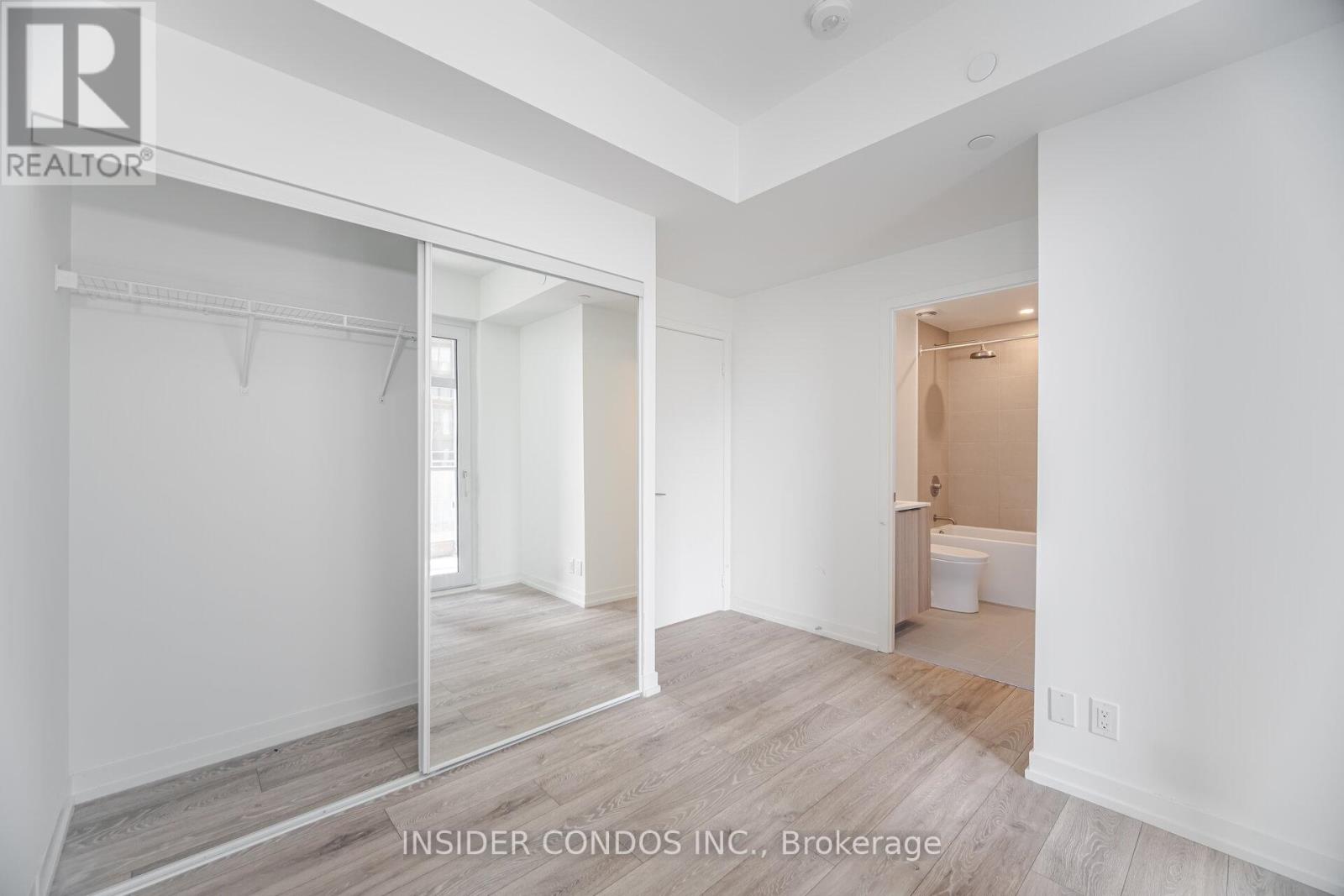 Photo 20 of 4911 55 Mercer Street, Toronto ON