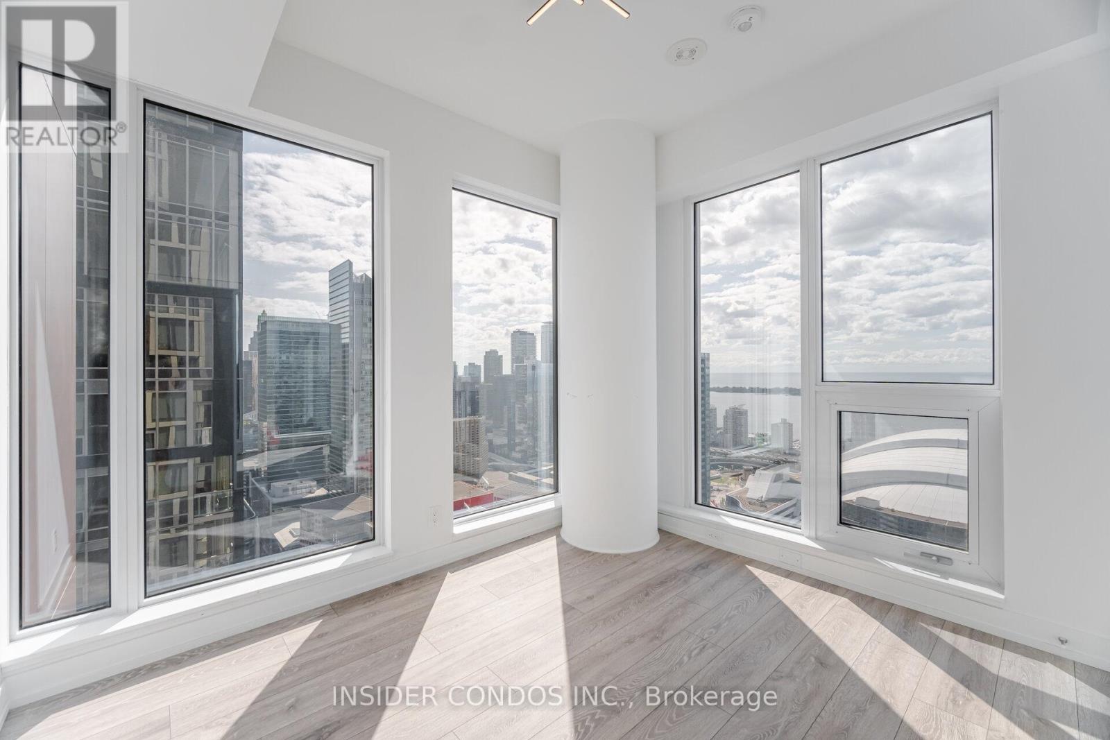 Photo 22 of 4911 55 Mercer Street, Toronto ON