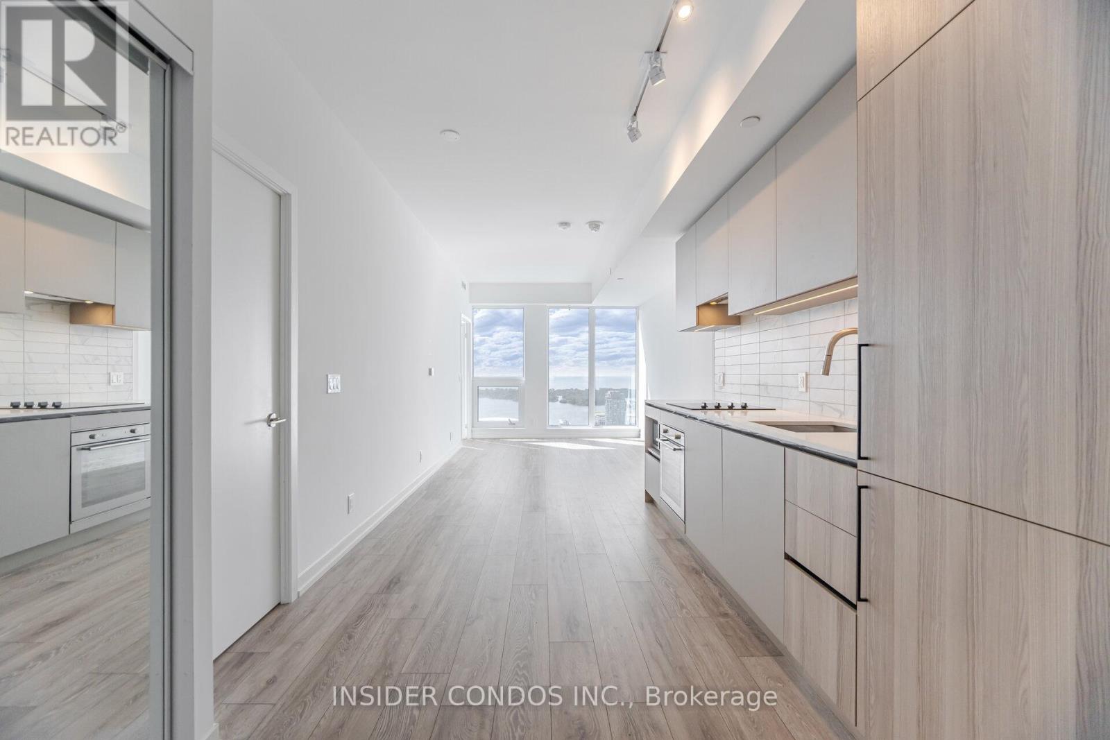 Photo 26 of 4911 55 Mercer Street, Toronto ON